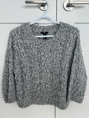 H&M Black & White Marled Cable Crewneck Sweater